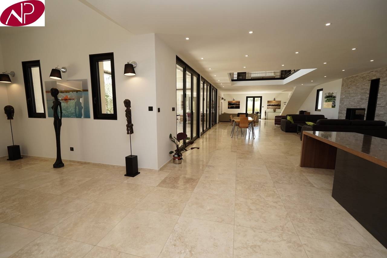 TRAVERTIN BEIGE 1ER CHOIX EXTRA FINITION REBOUCHEE ADOUCIE